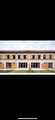 Stilvolles 4-Raum-Reihenendhaus mit gehobener Innenausstattung und EBK in Beelitz