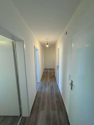 Großzügig geschnittene 3 Zimmerwohnung