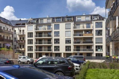 Exklusiver Neubau mit Balkon/PARKETT/FuboHeizung und Gartenanteil