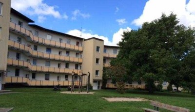 Modernisierte 3 Zimmer Wohnung mit Balkon  zu vermieten!