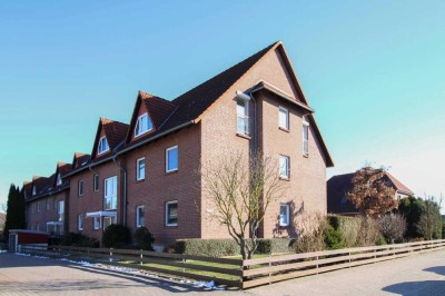 Gepflegte 3 Zimmer Wohnung mit Balkon und Garage