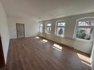 Attraktive und modernisierte 3-Raum-Wohnung in Burg