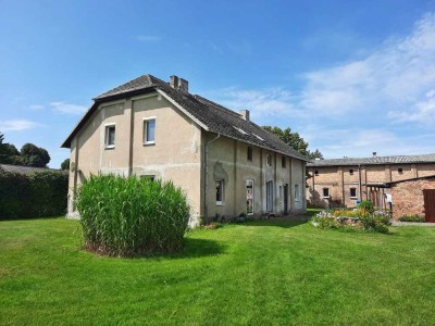 Großes Haus mit 2 Wohneinheiten in Sarnow zu verkaufen