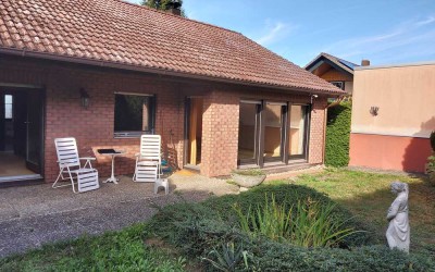 2 Familienhaus in ruhiger Höhenlage von Ostelsheim zu verkaufen!!