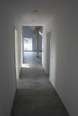 Helle 4-Zimmer Wohnung Nahe Freising