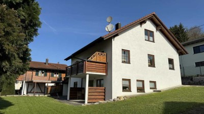 Einfamilienhaus mit Einliegerwohnung, toll gelegen im Naherholungsgebiet der Zielfinger Seen