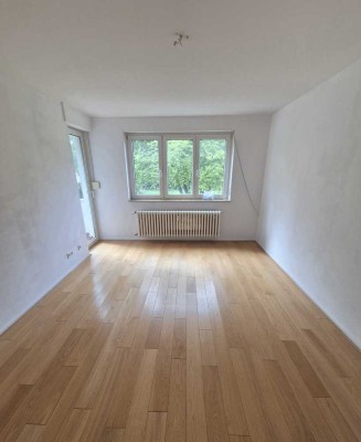 Charmante Singlewohnung mit separater Küche und Badewanne