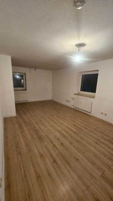 Helle 2-Zimmer-Wohnung mit Balkon und Tageslichtbad – ab sofort frei