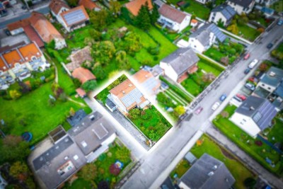 **XXL-Doppelhaushälfte mit großem Grundstück in TOP-Lage in Friedrichshofen