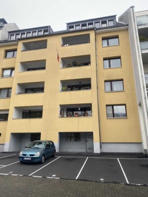 Geschmackvolle Erdgeschosswohnung mit drei Räumen  in Köln