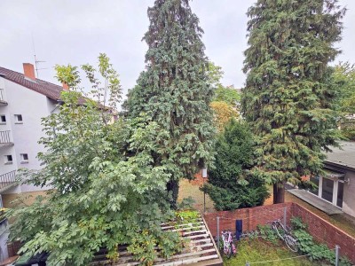 Ab 01.06.2025 - gemütliche 4 Zimmer Wohnung mitten in Rödelheim!
