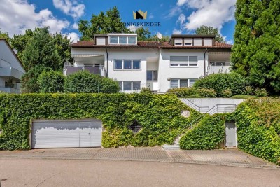 WOHNGLÜCK MIT AUSSICHT IN TRAUMHAFTER SÜDHANGLAGE! 3-Zi. Wohnung mit Balkon, TG-Stpl. & Außenstpl.!