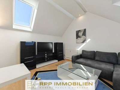 Möbliert & lichtdurchflutet - 2-Zi.-Maisonettewohnung in beliebter Untermenzinger Wohnlage