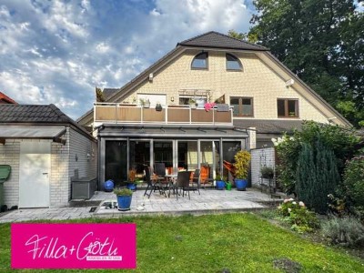 Sehr gepflegtes Doppelhaus, aufgeteilt in zwei Wohneinheiten, in beliebter Siedlungslage von Paderbo