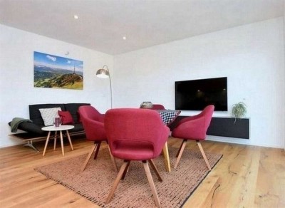 Geschmackvolle 2-Zimmer-Wohnung mit EBK in Germering