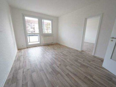 Erstbezug nach Sanierung: sonnige 3-Zi.-Wohnung neben Parkhotel Pforzheim / an der Enz