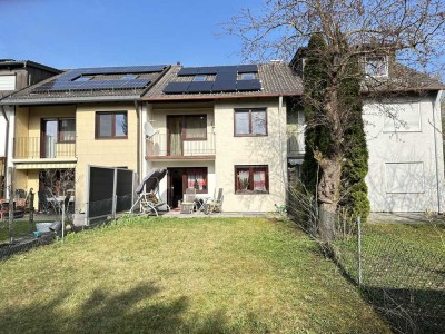 Eching b. München: Modernisiertes Reihenhaus m. PV-Anlage in zentraler u. ruhiger Wohnlage!