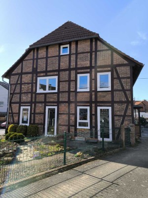 Erstbezug nach Kernsanierung, traumhafte 130 qm Wohnung im historischen Fachwerkhaus mit Garten