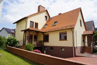 Attraktives Haus mit Einliegerwohnung. Keine Käuferprovision!