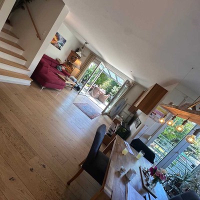 Absolut ruhiges Familienidyll im schönen Mammendorf mit Garten und großerüberdachten Süd-Terrasse!!