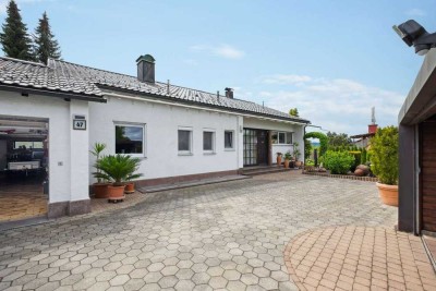 Traumhaftes Mehrgenerationenhaus in Durach
