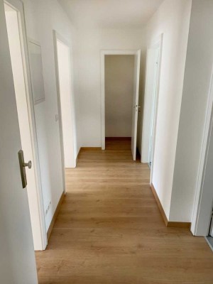 Gepflegte 2-Zimmer Wohnung im 1. OG