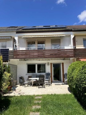 Modernisiertes Reihenmittelhaus in ruhiger Wohnlage mit Garten und Garage