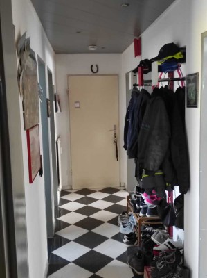 Sehr schöne 3-Raum-Wohnung mit Verglasten Balkon und Einbauküche in Bodolz