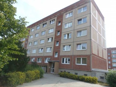 Fleißige Hände gesucht! Renovieren Sie Ihre Wohnung selbst und sparen Sie Miete