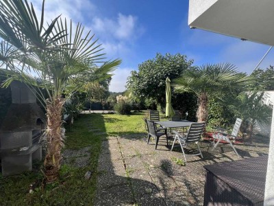 Modernes, familienfreundliches Haus mit Garten, PV-Anlage & Weinbergblick