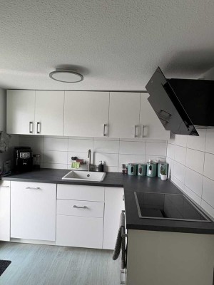 Schöne, helle 3-Zimmer-DG Wohnung mit Balkon in Aichwald