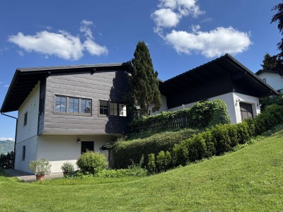 Sehr gepflegtes Wohnhaus mit großem Garten
