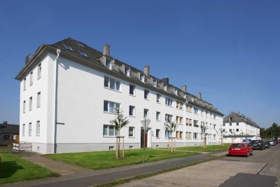 Helle 3 ZKB Wohnung mit Balkon ab sofort