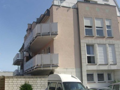 Moderne, lichtdurchflutete 3-Zimmer-Wohnung