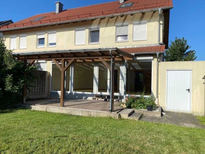 Sonnige DHH in ruhiger Lage in Landshut