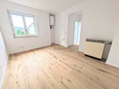 Kleine Einzimmerwohnung mit Einbauküche in Kaltental