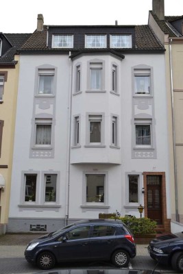 Altbauwohnung  mit Südbalkon im Nordviertel
