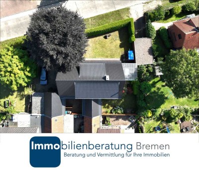 Sanierte Doppelhaushälte mit massiver Werksatt und Garage