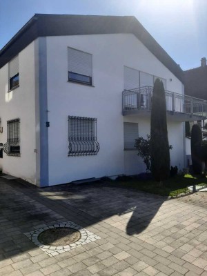 Privatverkauf !  Schöne und gepflegte Doppelhaushälfte - sofort beziehbar