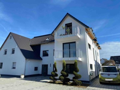 Neubau - Erstbezug! Moderne und großzügige 4-Zimmer-Obergeschosswohnung mit Balkon in Ernsgaden