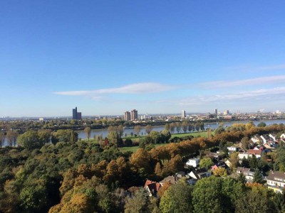 Top Lage mit Rhein- & Domblick, vollmöbliertes Apartment, provisionsfrei