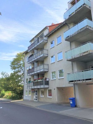 DG Wohnung mit Balkon, Fahrstuhl, 2 Abstellkammern, PKW Stellplatz, EBK inkl. Geschirrspüler