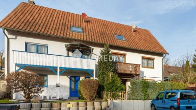 Attraktive DHH mit viel Platz für die Familie und ELW  in Horbach-Langenzenn