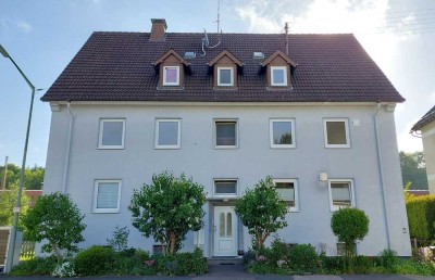 kleine, gemütliche und komplett modernisierte Etagenwohnung zwischen Kreuztal und Buschhütten