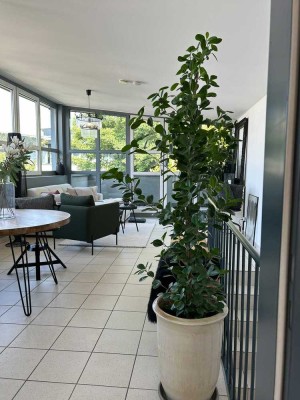 Ausgefallenes Wohnen für Individualisten  –  3 Zimmer-Maisonette-Wohnung