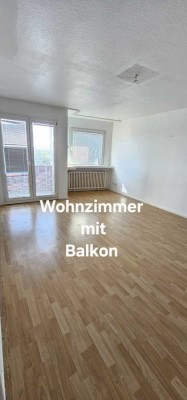 Helle 2-Zimmerwohnung 67 qm mit 2 Balkonen, Fahrstuhl