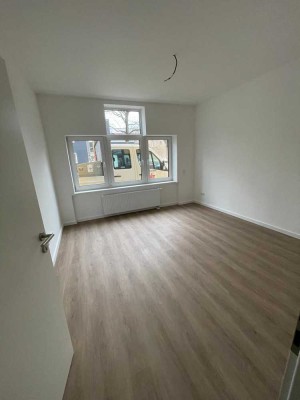 Erdgeschosswohnung mit großer Sonnenterrasse, wenn Einzug bis 01.07.2025, 1 Monat Mietfrei.