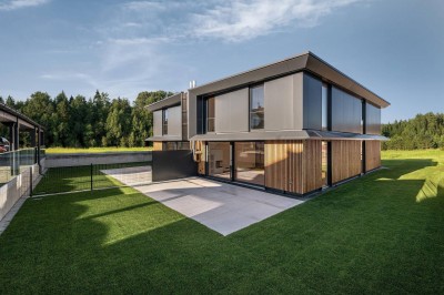 „DAS PERFEKTE HAUS“ in traumhafter Lage – Qualität und Komfort auf höchstem Niveau