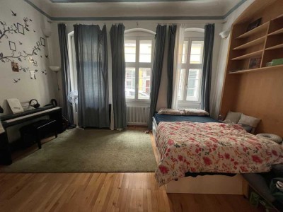 SUBLET: Attraktive 2-Zimmer-Wohnung mit Einbauküche in Heidelberg-Altstadt