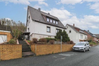 Zögern Sie nicht: Modernisiertes Einfamilienhaus mit großem Garten